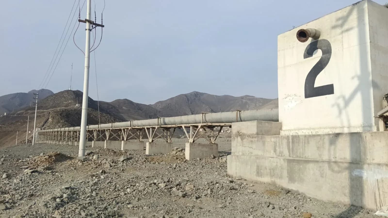 Obras de la línea de relaves de Minera Condestable