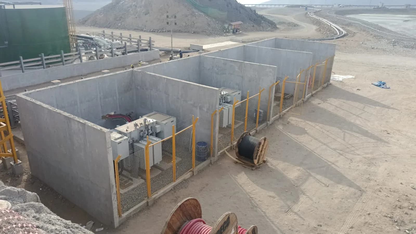 Plataforma de la planta de filtrado de relaves NV 224 en construcción, Minera Condestable